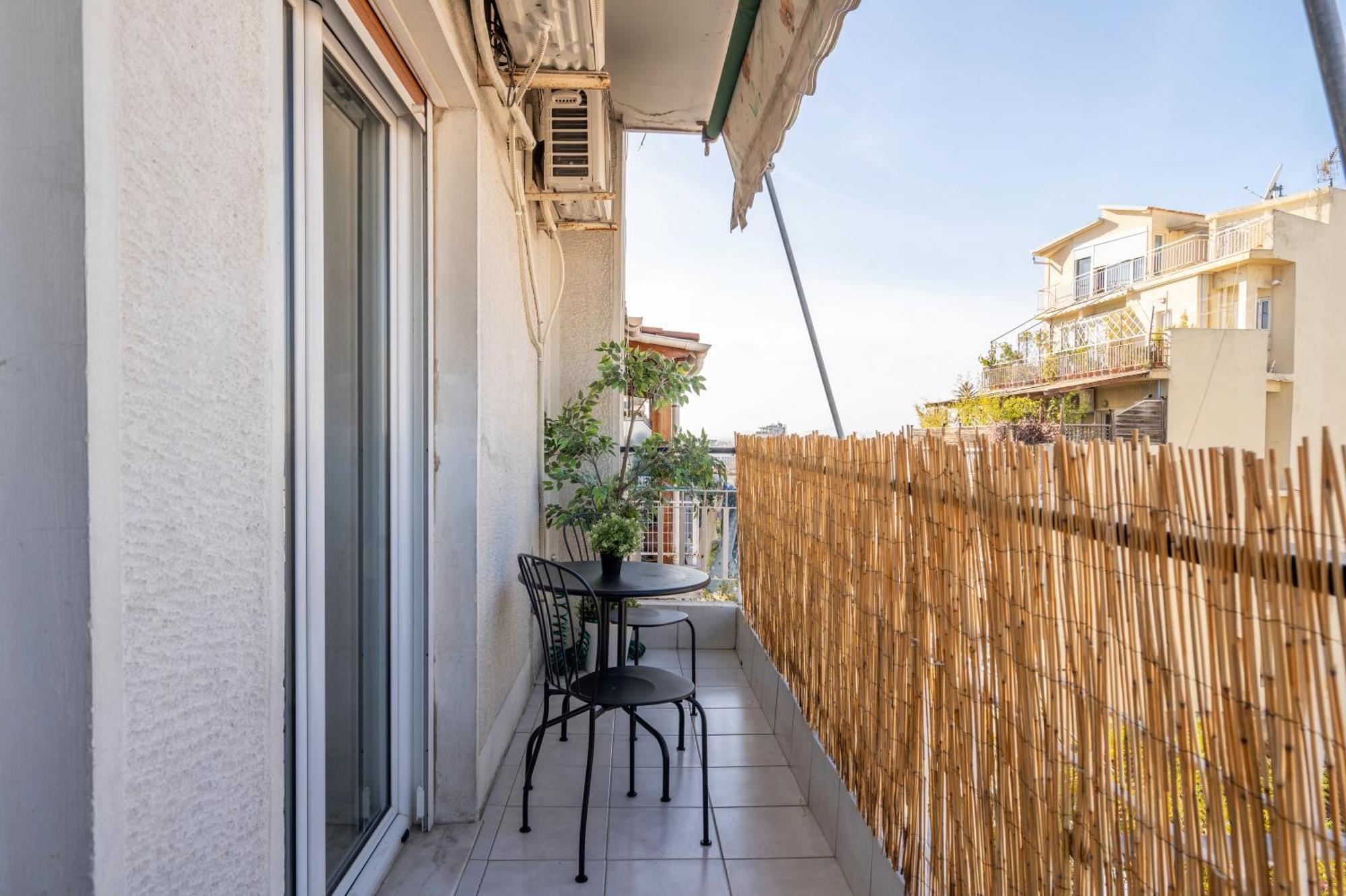 City Oasis: Newly Renovated 2Br Apt In City Center Αθήνα Εξωτερικό φωτογραφία