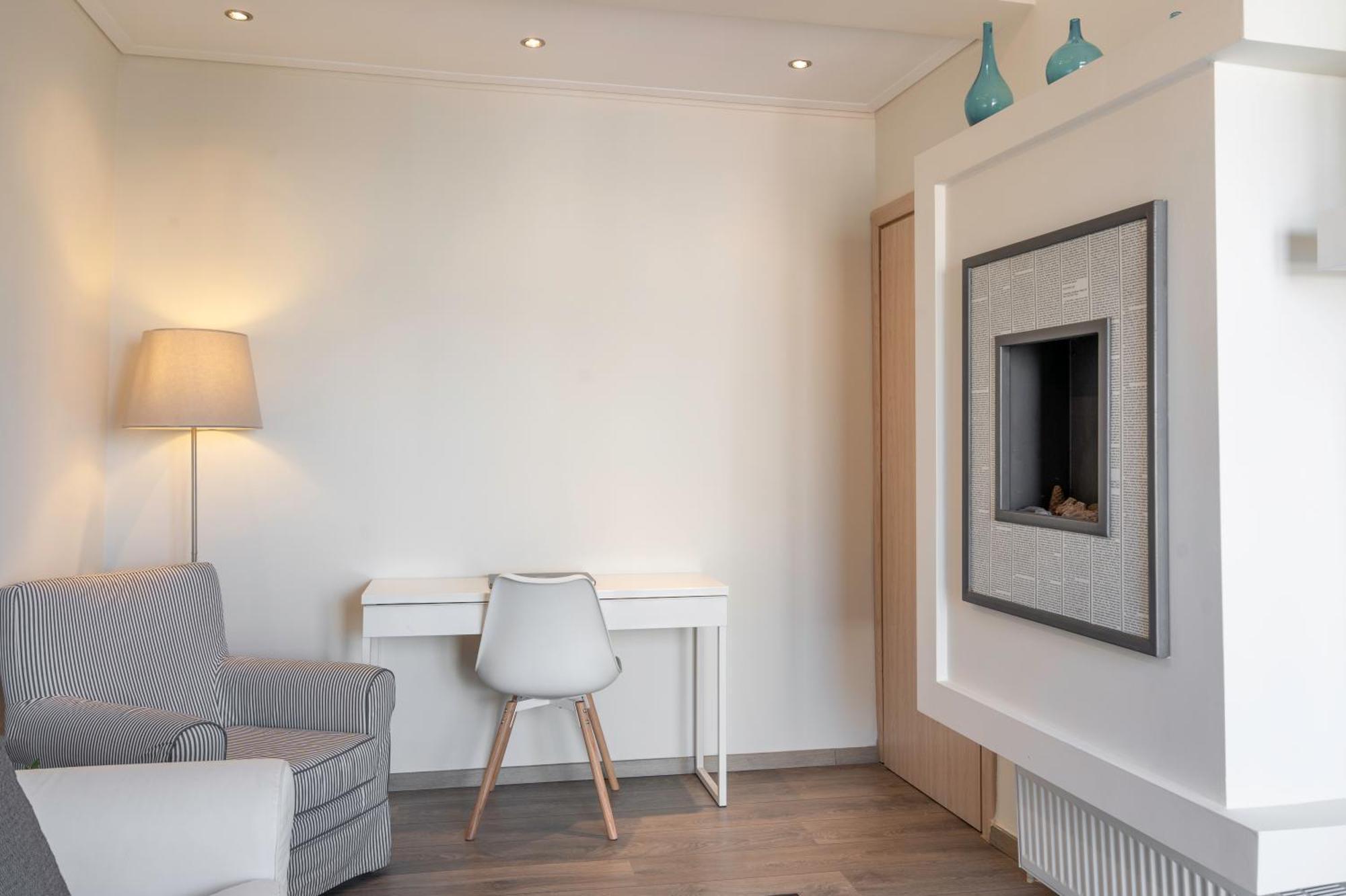 City Oasis: Newly Renovated 2Br Apt In City Center Αθήνα Εξωτερικό φωτογραφία